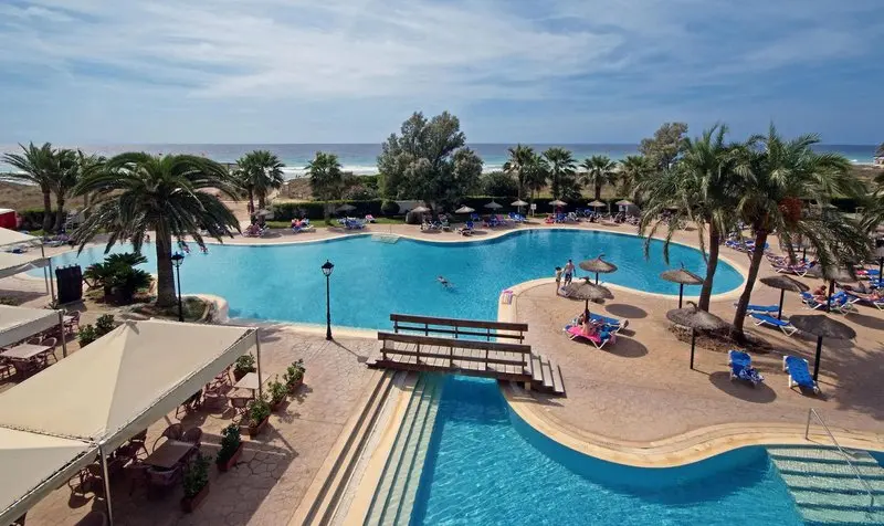 Sol Milanos Pinguinos Hotel gallery image 3