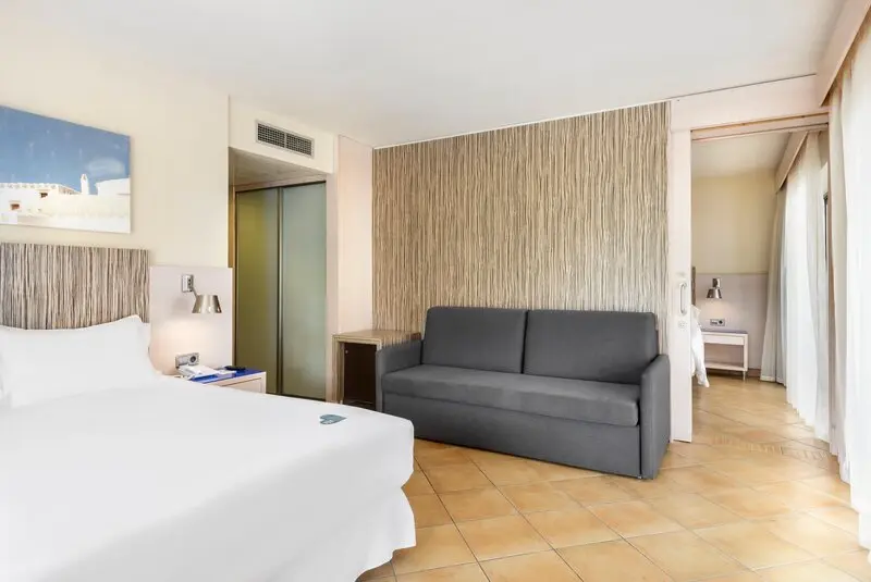Occidental Menorca Hotel gallery image 21