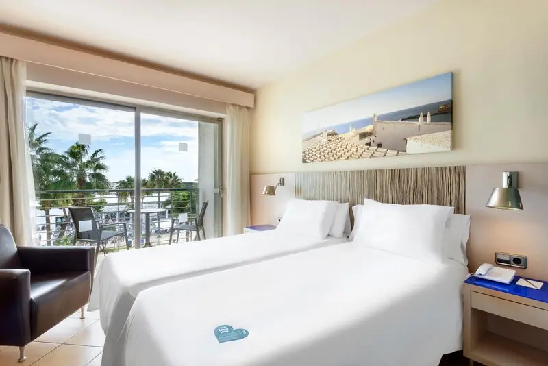 Occidental Menorca Hotel gallery image 10