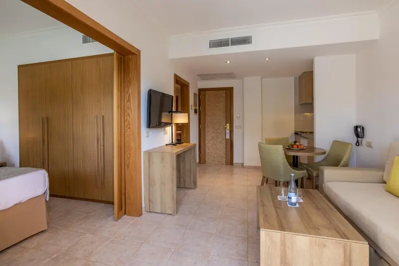 Zafiro Menorca Hotel gallery image 12