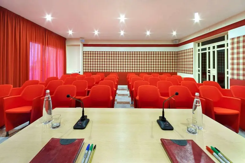 Continental Hotel gallery image 19