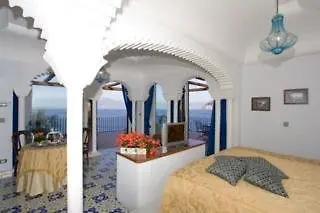 La Tonnarella Hotel gallery image 1