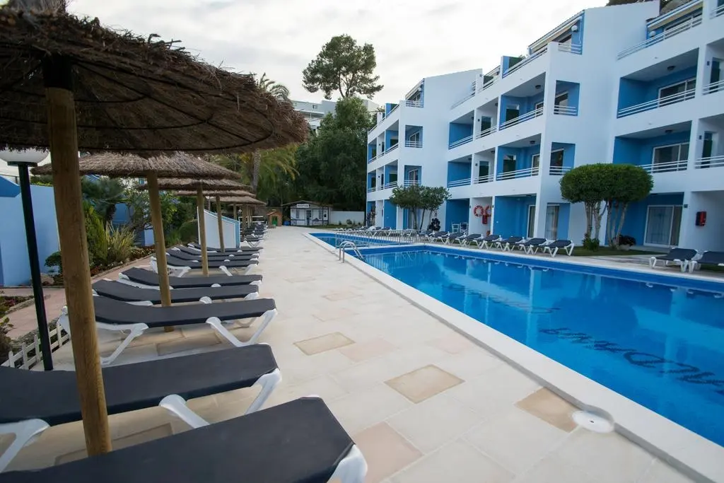Galdana Garden Apartments gallery image 2