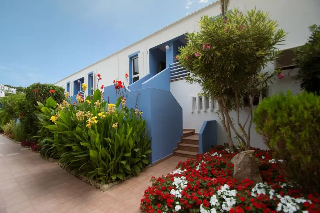 Galdana Garden Apartments gallery image 6