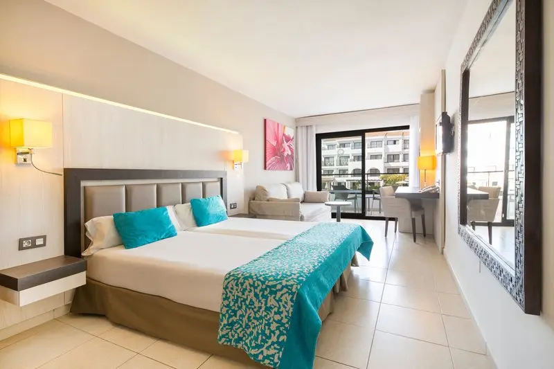 FergusStyle Bahamas Hotel gallery image 18