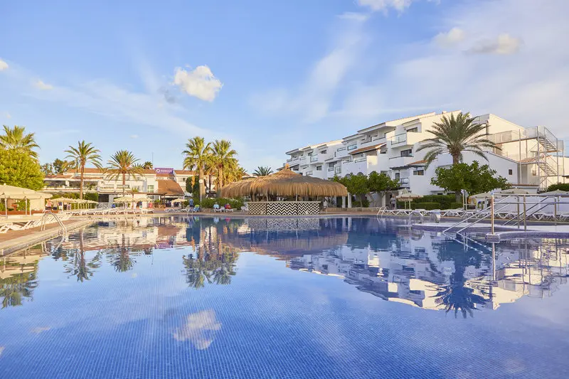 FergusStyle Bahamas Hotel gallery image 10
