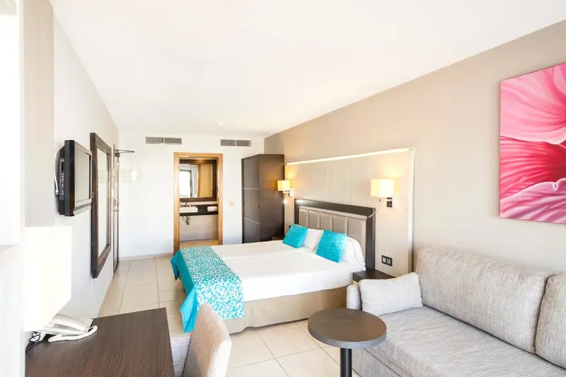 FergusStyle Bahamas Hotel gallery image 20