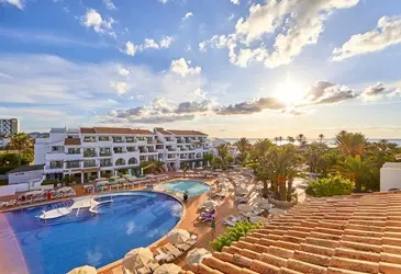 FergusStyle Bahamas Hotel
