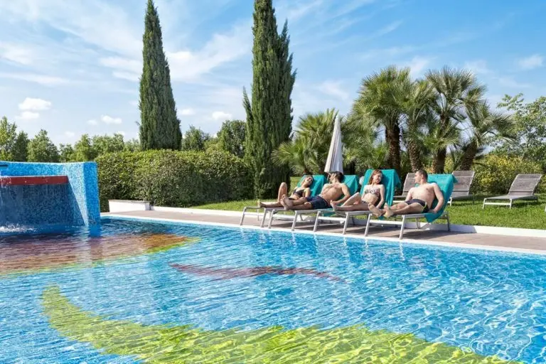 Golf Residence