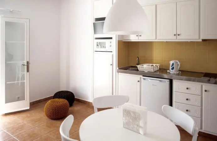 Desmais Apartments gallery image 17