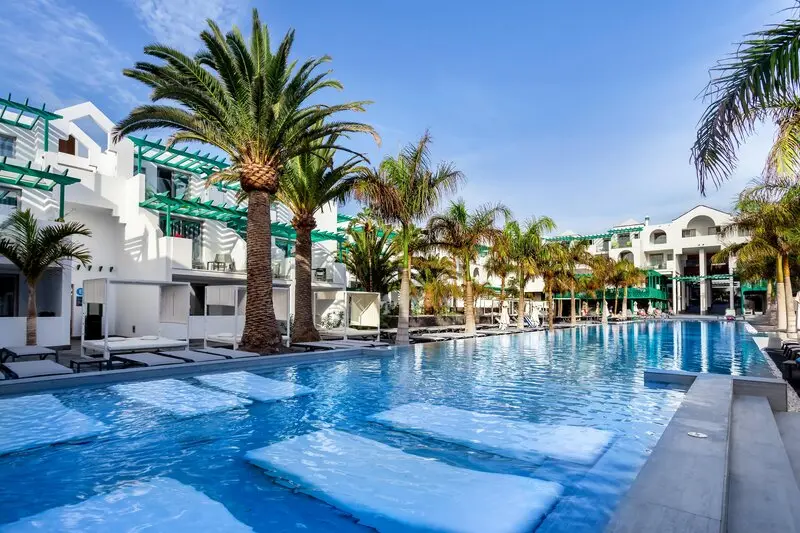 Barcelo Teguise Beach Hotel gallery image 2