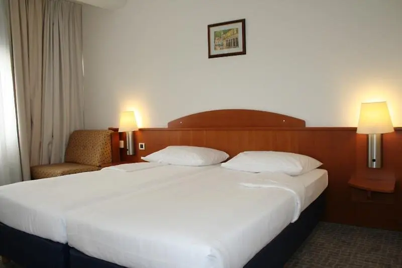 Lero Hotel gallery image 5