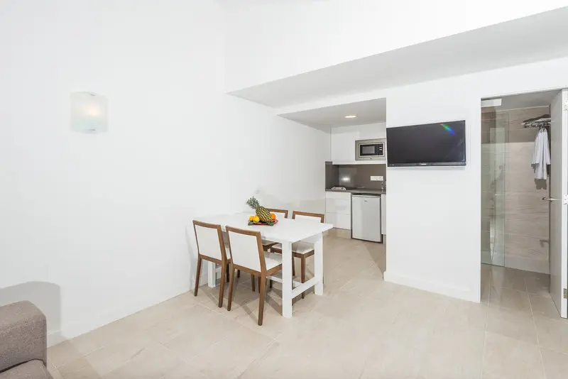 Menorcamar Apartments gallery image 11