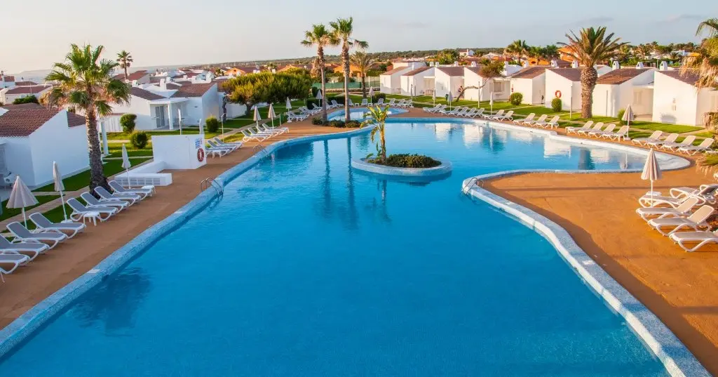 Menorcamar Apartments