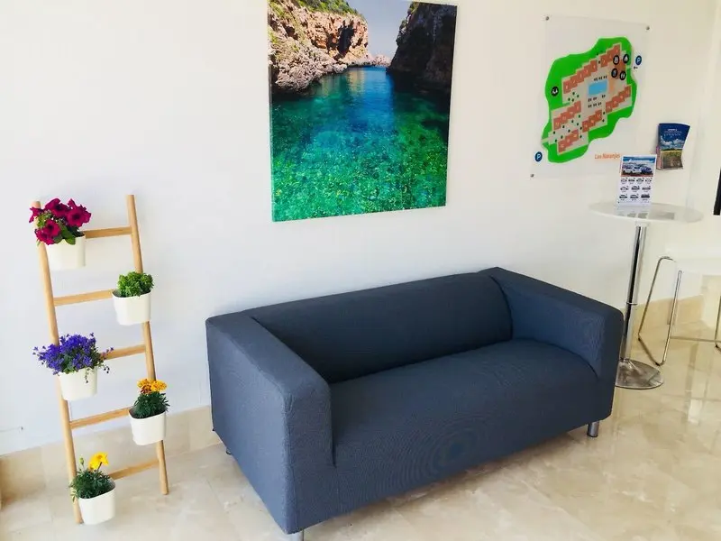 Los Naranjos Apartments gallery image 23