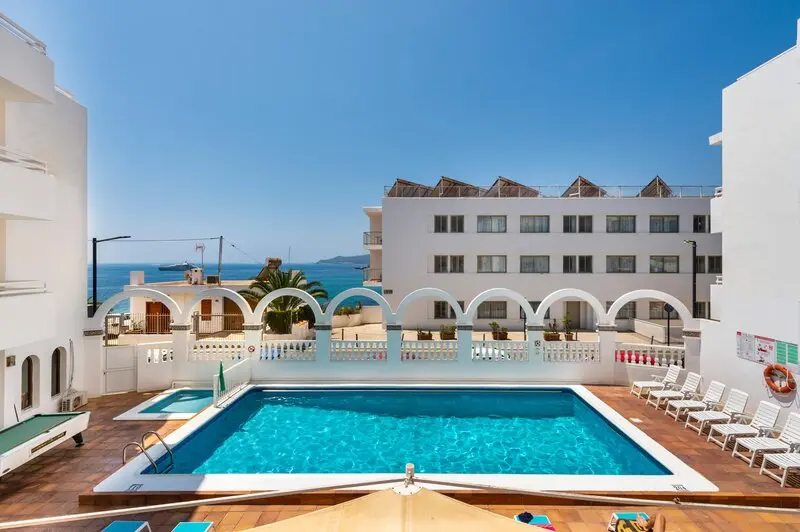 Lux Mar Aparthotel