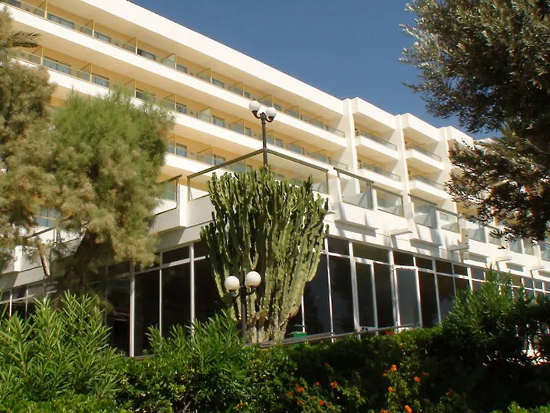 Torre del Mar Hotel gallery image 7