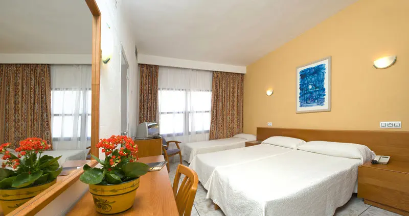 Tropical Ibiza Hotel gallery image 8