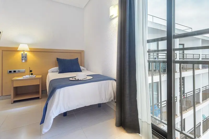 Playasol San Remo Hotel gallery image 11