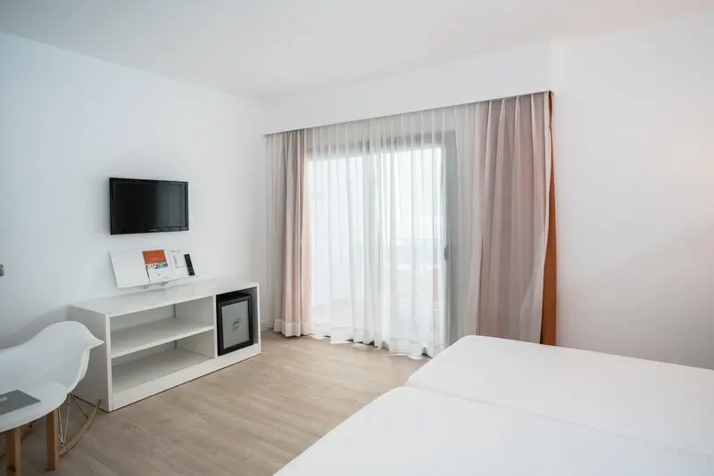 THB Ocean Beach Hotel gallery image 8