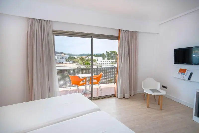 THB Ocean Beach Hotel gallery image 11