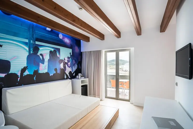 THB Ocean Beach Hotel gallery image 24