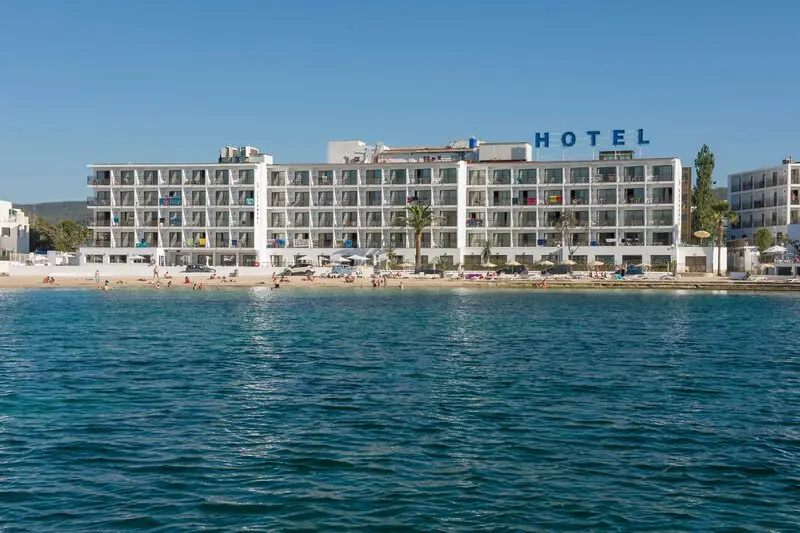 S'Estanyol Hotel gallery image 4