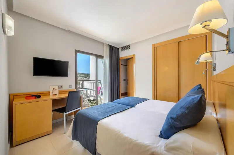 S'Estanyol Hotel gallery image 18