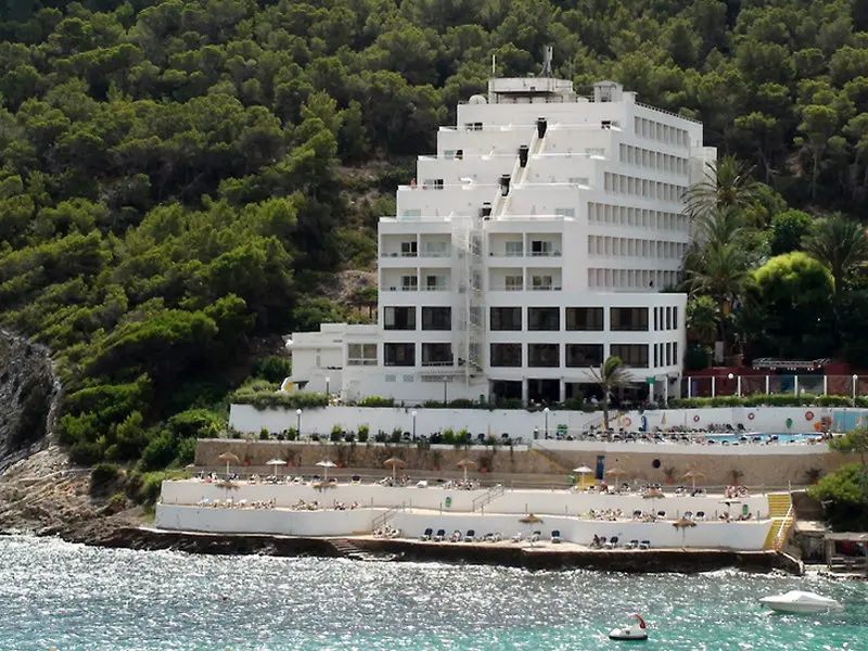 Palladium Hotel Cala Llonga gallery image 3