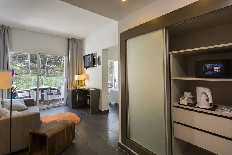 Palladium Hotel Cala Llonga gallery image 12