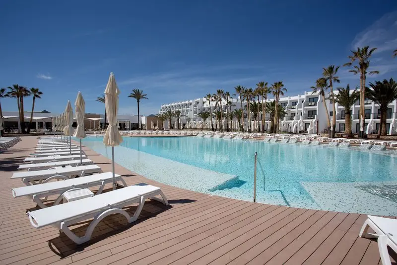 Grand Palladium White Island Resort & Spa gallery image 2