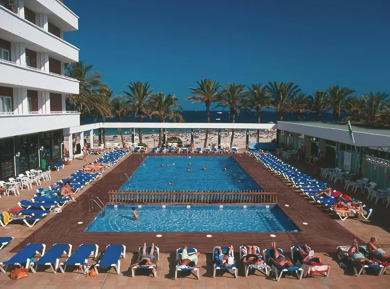 Ushuaia Ibiza Beach Hotel gallery image 2