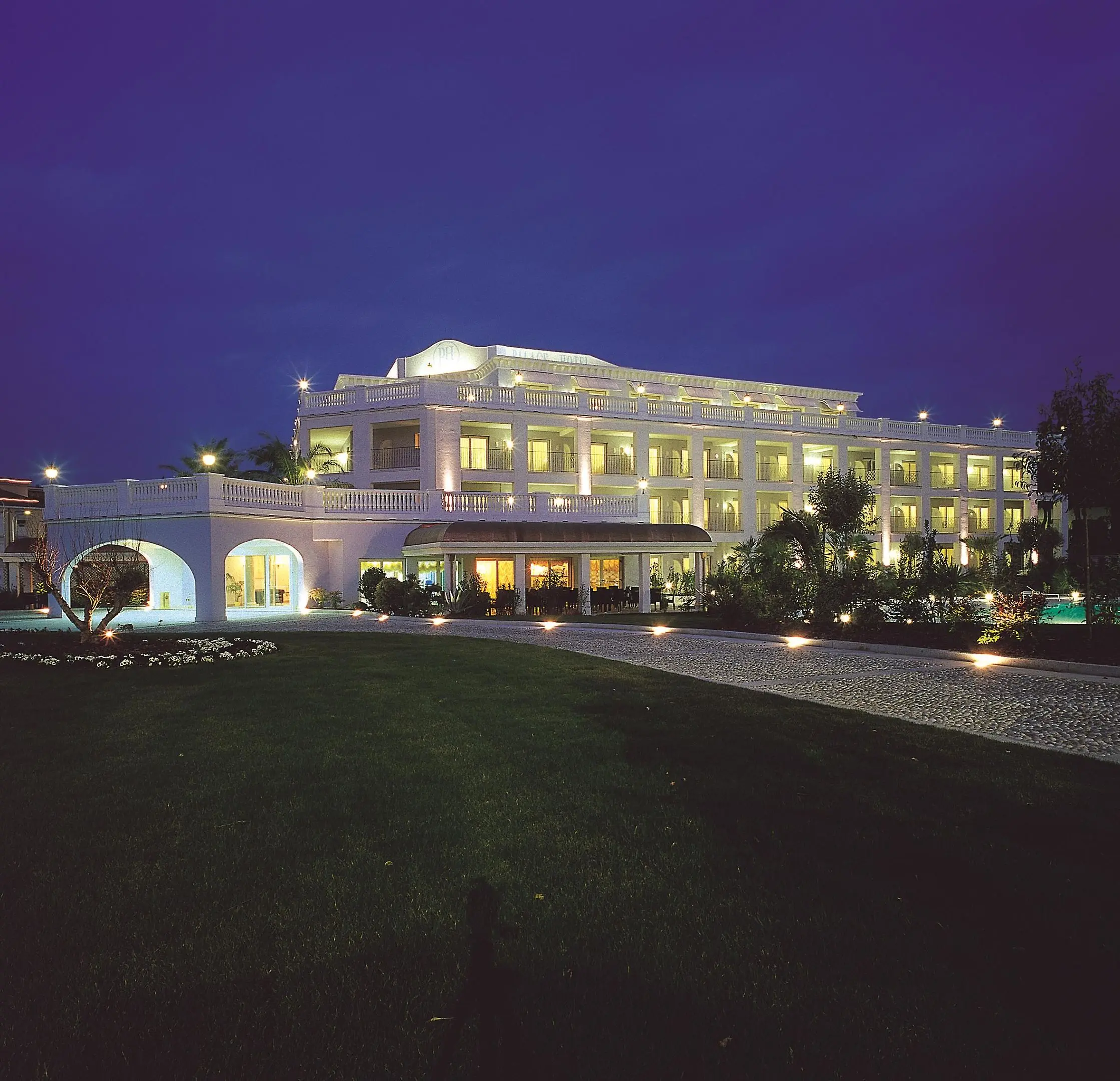 Palace Hotel gallery image 3