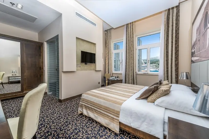 Lapad Hotel gallery image 14
