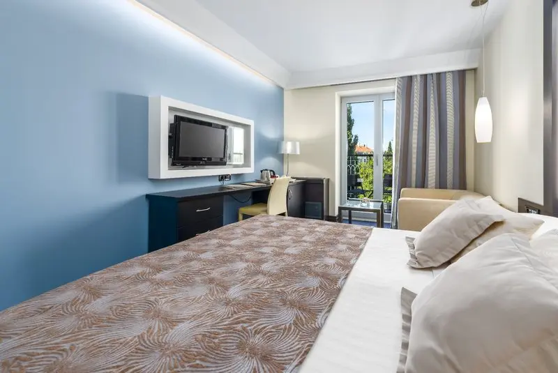 Lapad Hotel gallery image 9