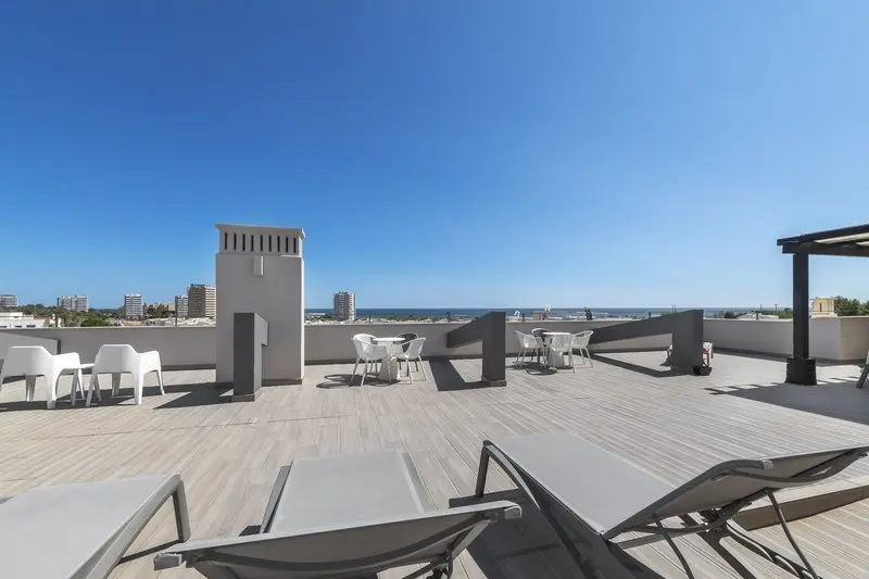 Alvormar Apartments gallery image 16