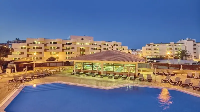 Oceanus Aparthotel gallery image 5