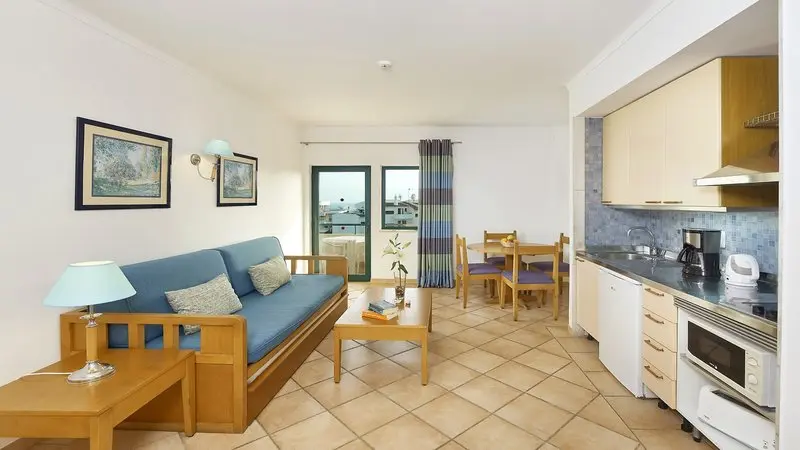 Oceanus Aparthotel gallery image 11