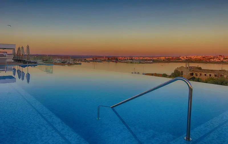 Jupiter Marina Hotel