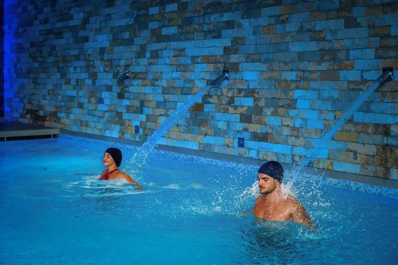 Jupiter Marina Hotel gallery image 2