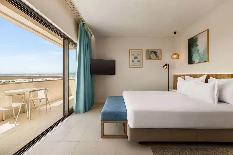 Luna Alvor Bay gallery image 15