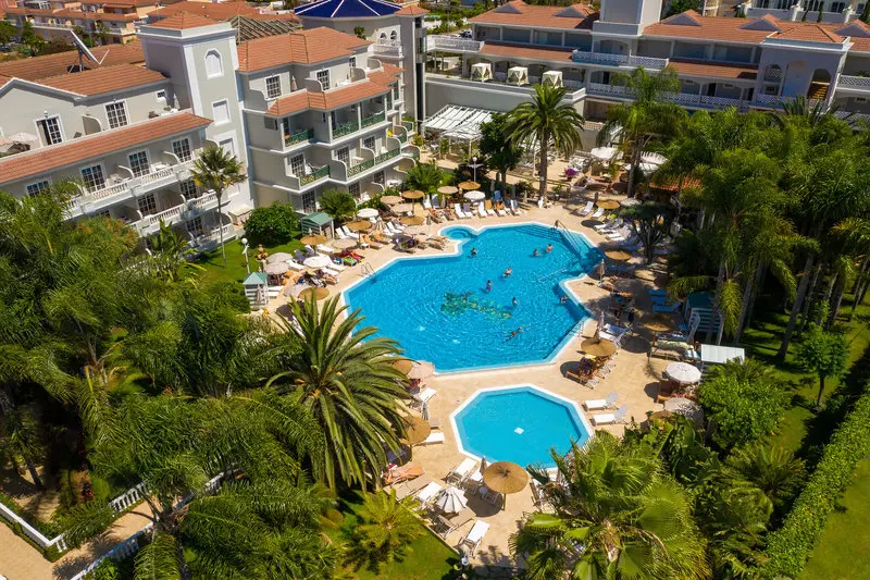 Riu Garoe Hotel gallery image 2