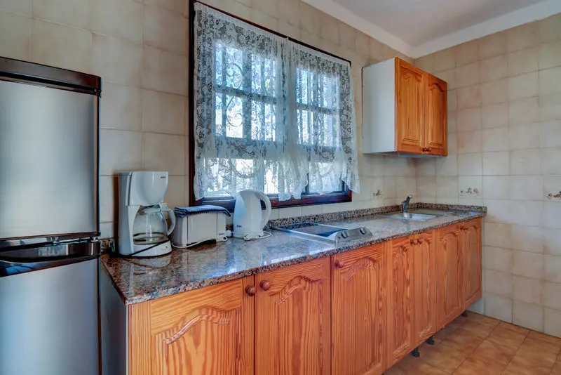 Las Acacias Apartments gallery image 3