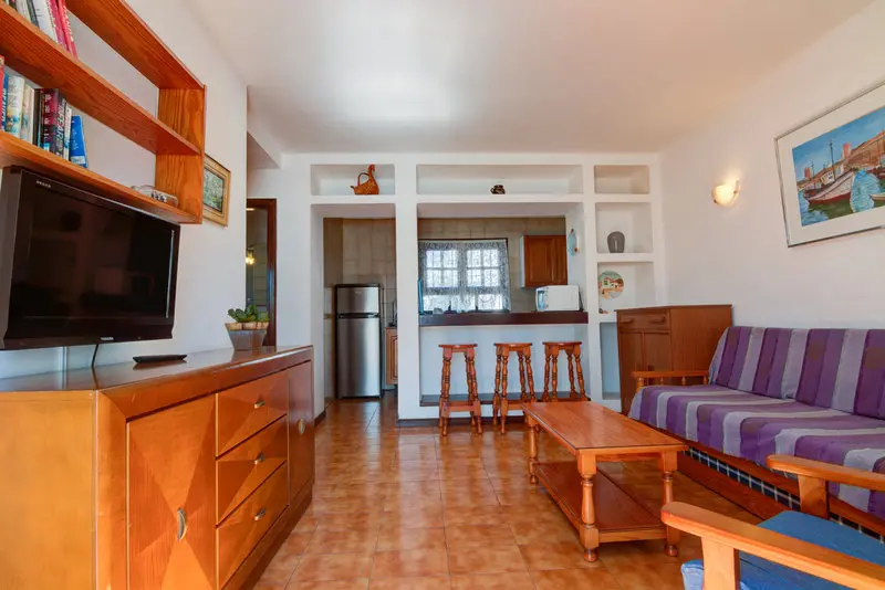 Las Acacias Apartments gallery image 5