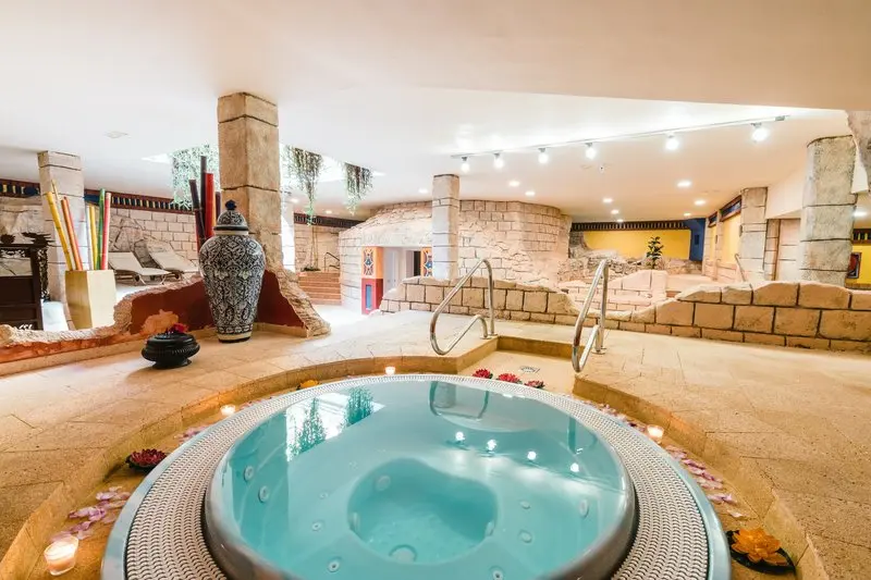 Europe Villa Cortes Hotel gallery image 12
