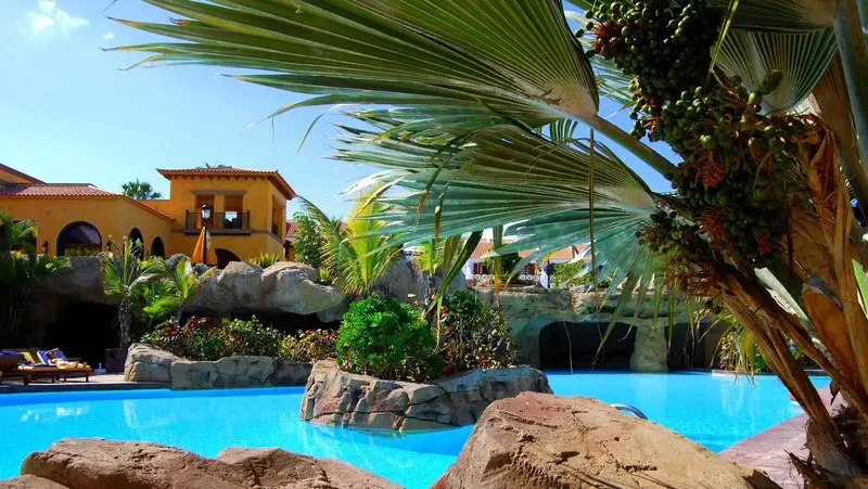 Europe Villa Cortes Hotel gallery image 2