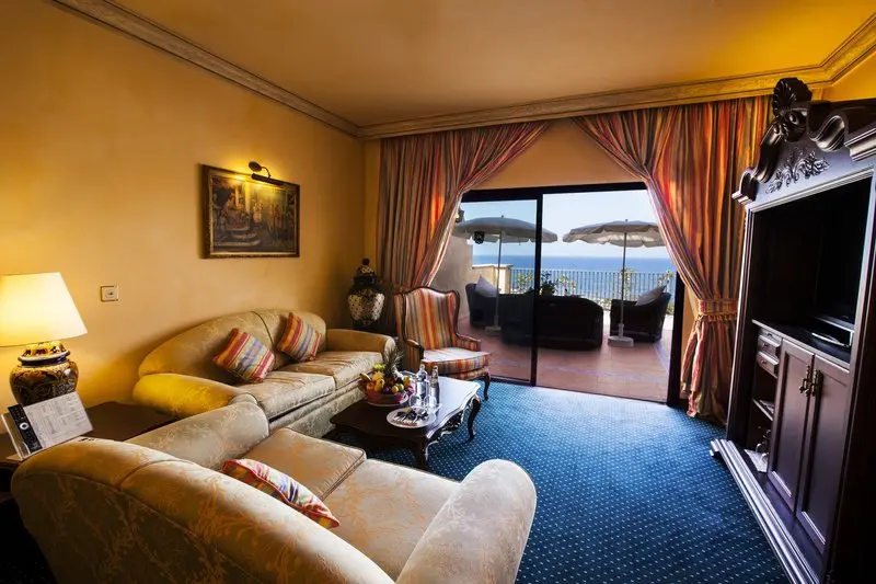 Europe Villa Cortes Hotel gallery image 5