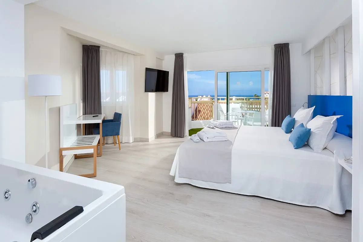 Playa Olid Suites & Apts gallery image 12
