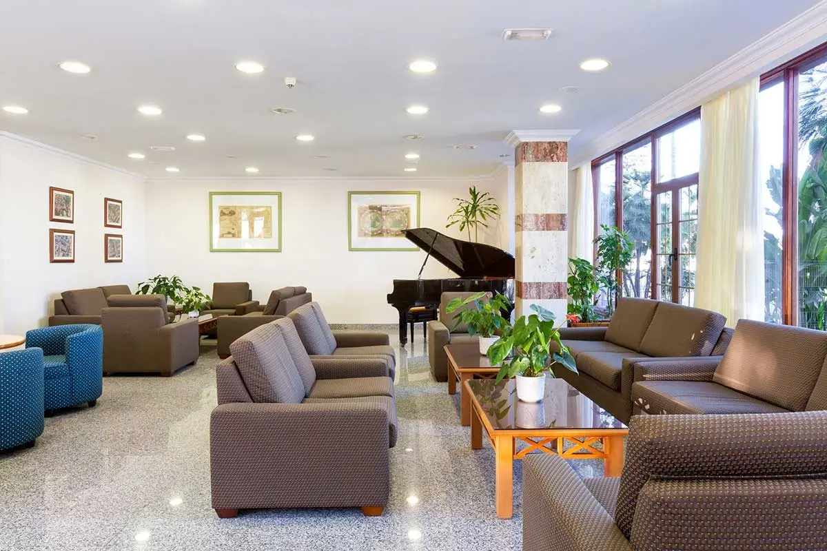 Casablanca Apartments gallery image 1
