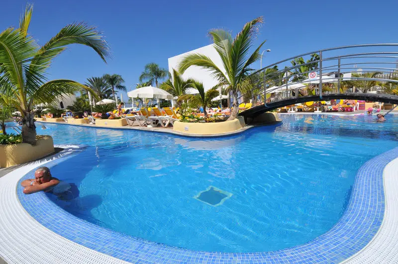 Paradise Park Fun Lifestyle Hotel gallery image 4